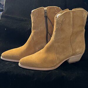 Free People New Frontier Western Bootie NIB Camel Suede Size 10.5 EU 41